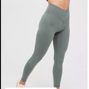 OFFLINE by Aerie High Waisted Crossover Leggings